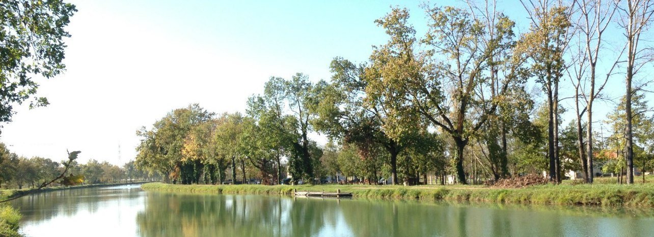 En automne à Montauban, au bord du Canal